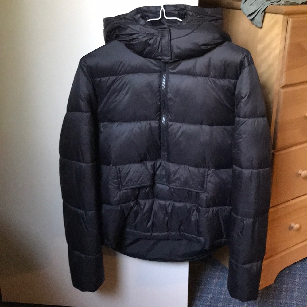 Black Puffer Pullover